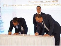 PT PLN Batam dan PT BIB MoU Kelistrikan Berbasis EBT