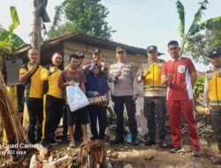 Kapolsek Pagaralam Utara Beri Bantuan Sembako ke Sukarelawan