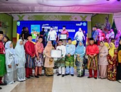 Peringatan Harganas Ke-31 Provinsi Riau, Bengkalis Terima Penghargaan Kampung Keluarga Berkualitas