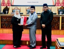 Ranperda APBD 2025, Bupati Kasmarni Sampaikan Rp3,3 Triliun