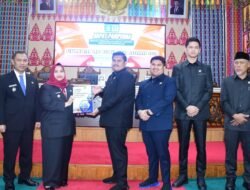 Bupati Kasmarni Sampaikan LKPJ 2024 kepada DPRD Kabupaten Bengkalis 