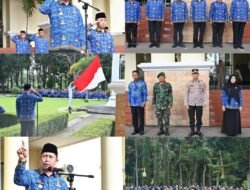 Peringatan Hari Bumi Sedunia Dengan Cara menjaga, merawat dan menyelamatkan bumi dari kerusakan lingkungannya.
