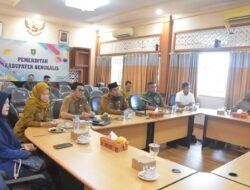 Pemkab Bengkalis Ikuti Rapat Koordinasi Pembangunan SMA Unggul Garuda Baru Bersama Sekjen Kemendagri Secara Zoom Meeting
