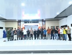Bupati Bengkalis Ikut Membacakan Empat Poin Utama Ikrar Deklarasi Damai
