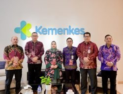 Bupati Bengkalis Kasmarni Hadiri Penandatanganan Keputusan Bersama Perizinan Tenaga Medis dan Kesehatan Melalui MPP Digital Nasional