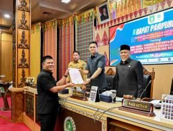 Staf Ahli Bupati Hadiri Rapat Paripurna DPRD, Dengarkan Pandangan Umum Fraksi Terhadap Dua Ranperda