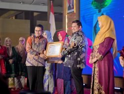 Bupati Bengkalis Raih Anugerah Baiduri ke-14, Wujud Apresiasi Perempuan untuk Perempuan